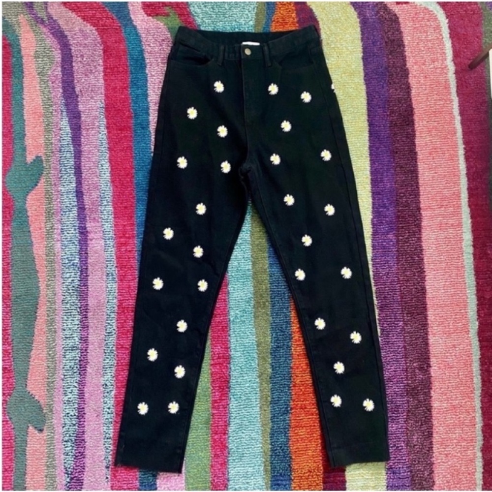 Princess Polly Ashton Mom Denim Floral Embroidered Jeans Size 6